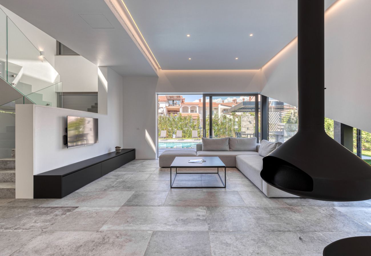 Villa in Fažana - Villa A mit beheiztem Pool