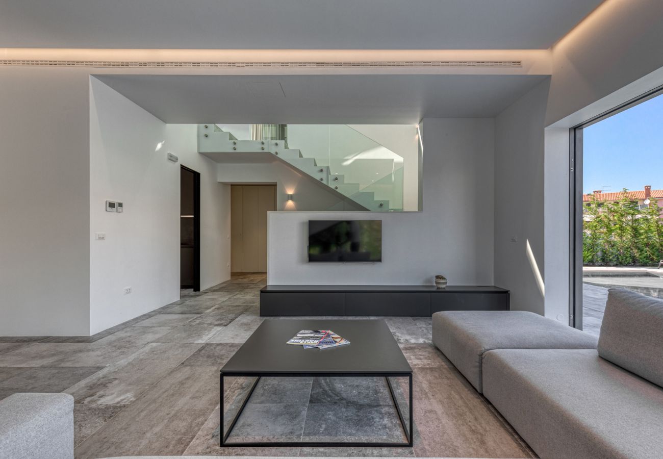 Villa in Fažana - Villa A mit beheiztem Pool