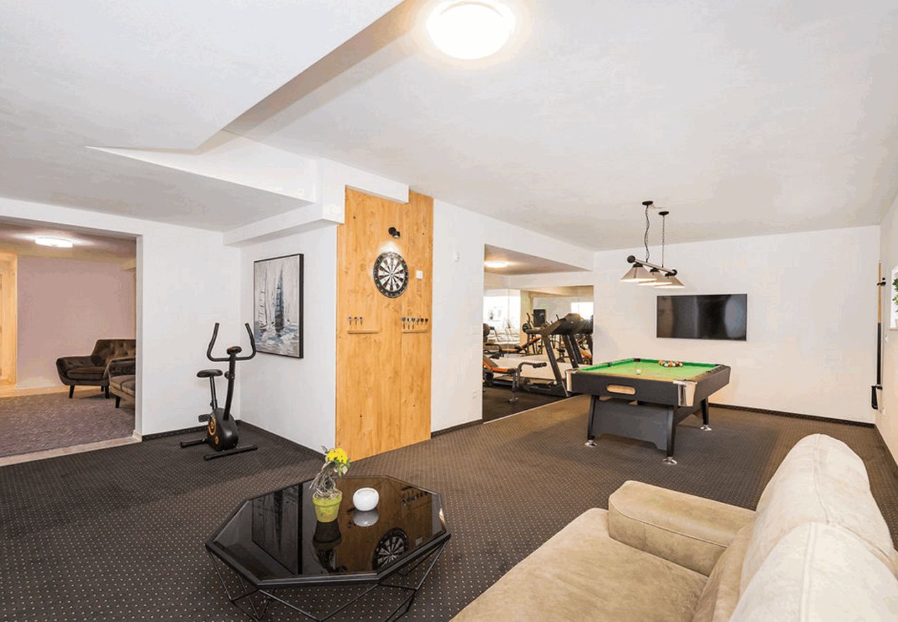 Villa in Maslenica - Villa Michelle mit Infinity-Pool