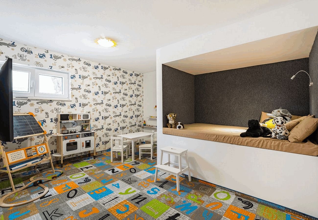 Villa in Maslenica - Villa Michelle mit Infinity-Pool