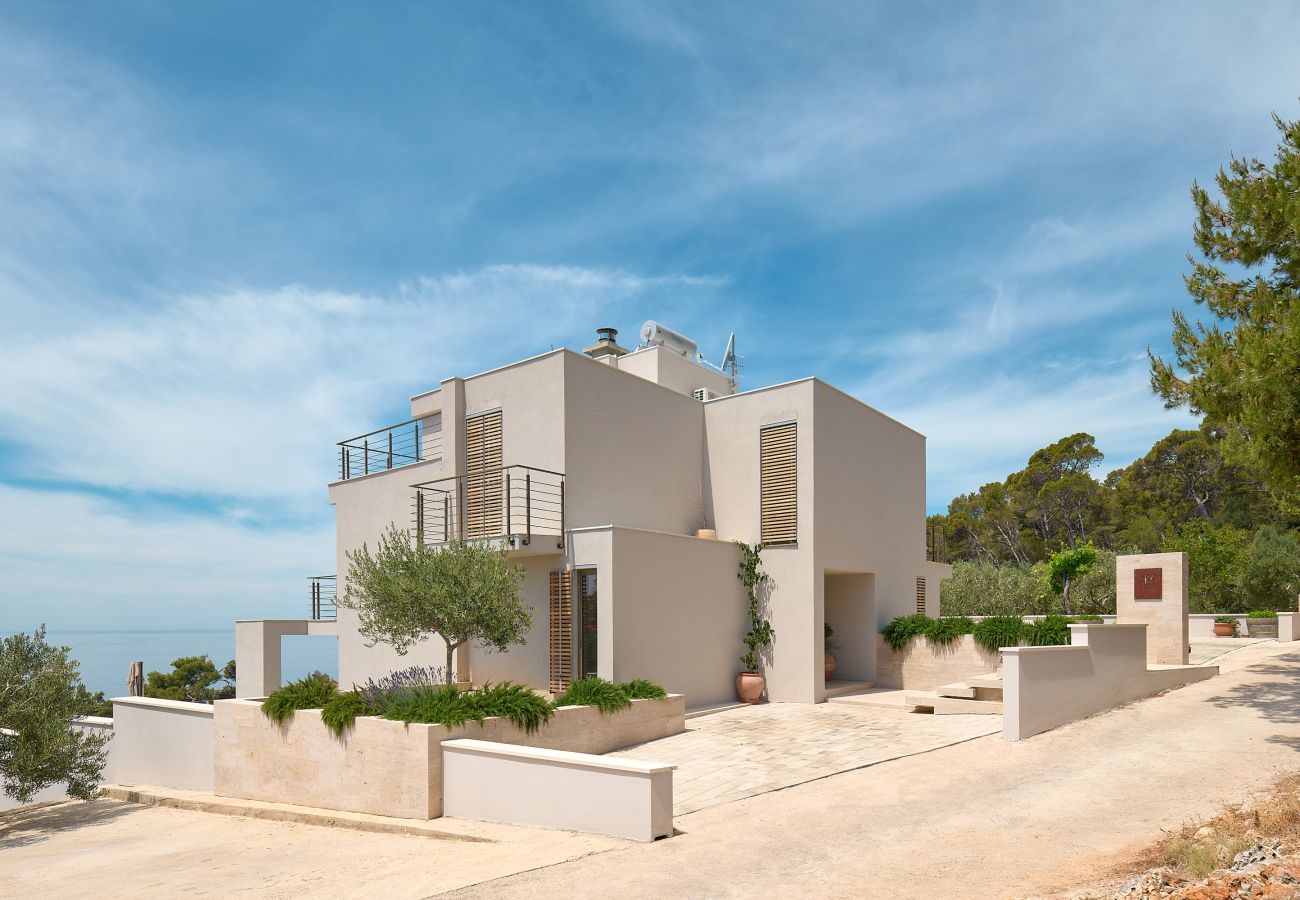 Villa in Sveta Nedjelja - Villa Bianca Hvar mit wunderschönem Meerblick