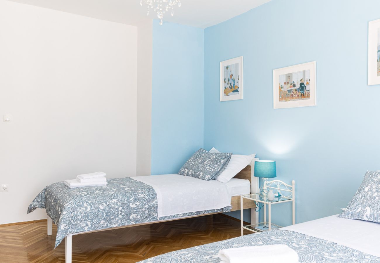 Ferienhaus in Žrnovnica - Ferienhaus Calmation