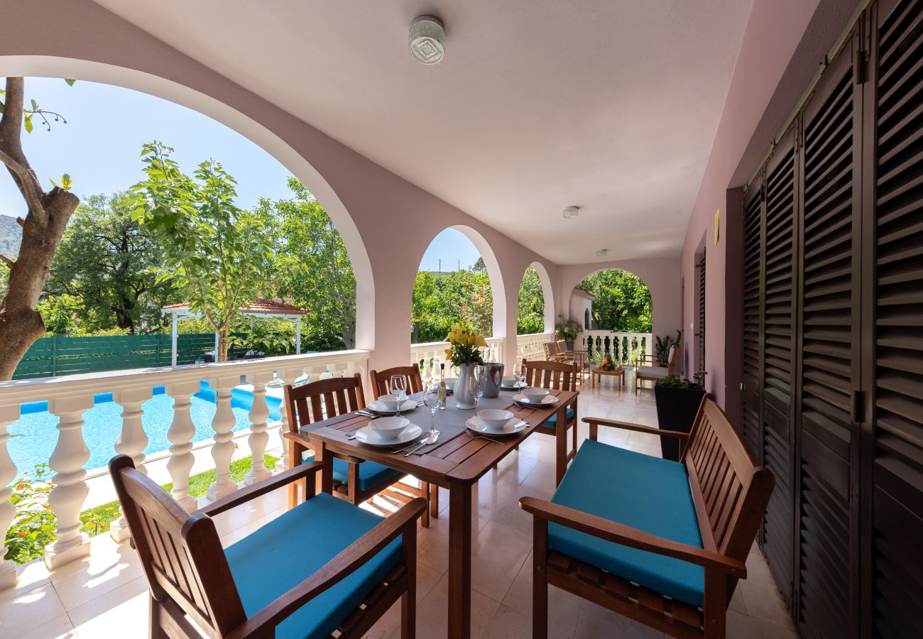 Ferienhaus in Žrnovnica - Ferienhaus Calmation