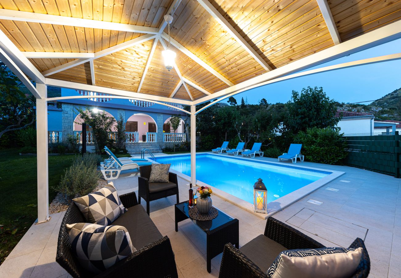 Ferienhaus in Žrnovnica - Ferienhaus Calmation