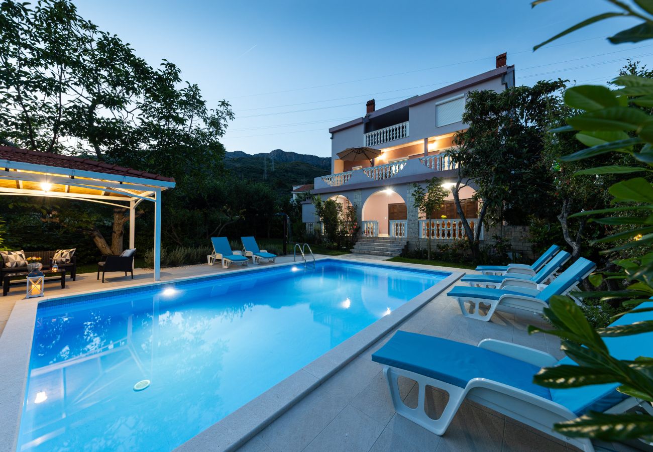 Ferienhaus in Žrnovnica - Ferienhaus Calmation