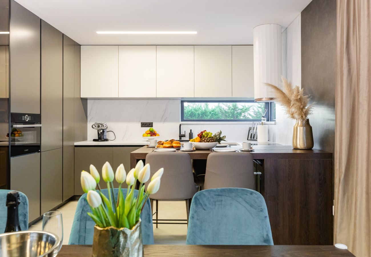 Villa in Vir - Villa Positiva mit beheiztem Pool