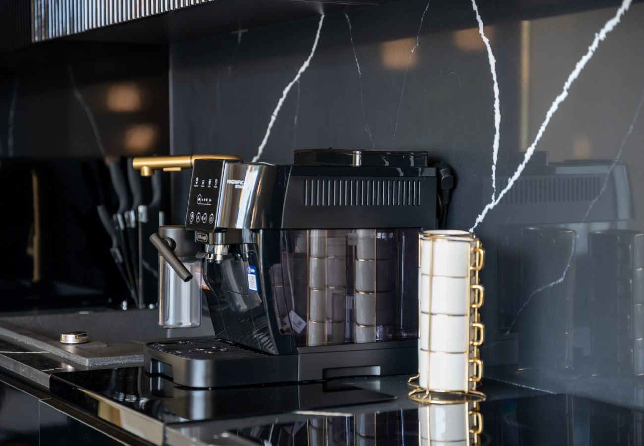 Villa in Zadar - Luxuriöses Anwesen in Matos mit beheiztem Pool