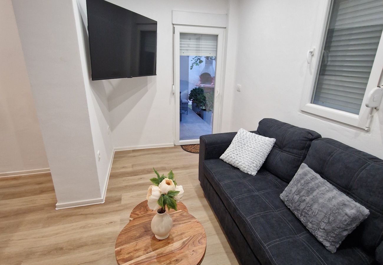 Ferienwohnung in Vir - Apartment Perla