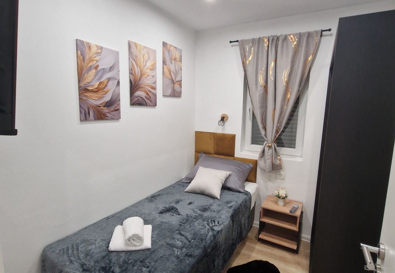 Ferienwohnung in Vir - Apartment Perla