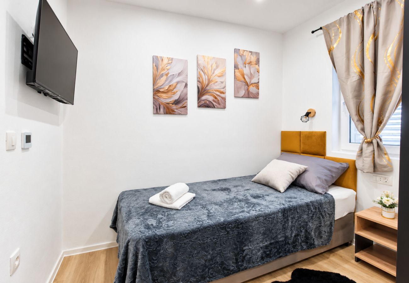 Ferienwohnung in Vir - Apartment Perla