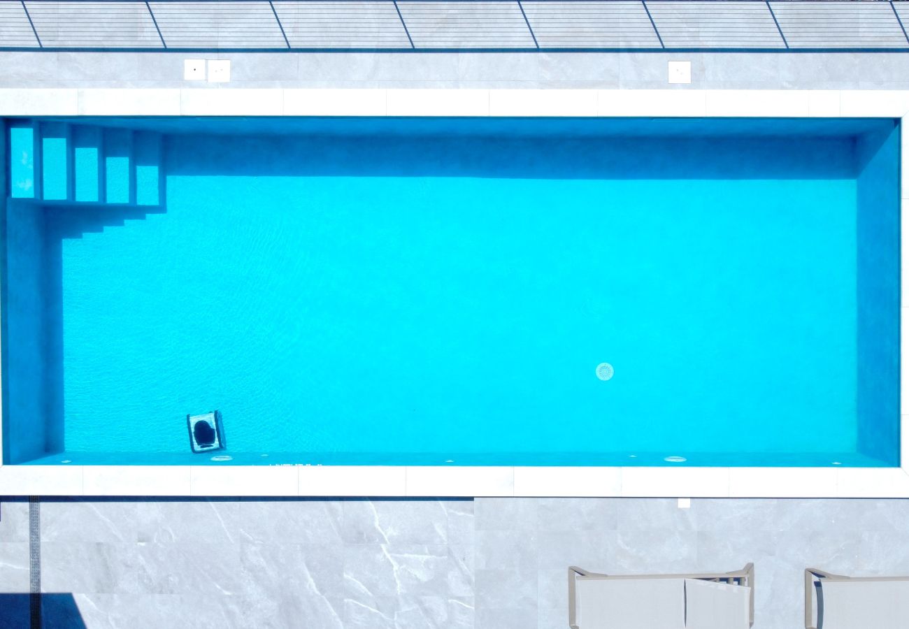 Villa in Ždrelac - Deluxe Villa Supreme Pašman mit beheiztem Pool