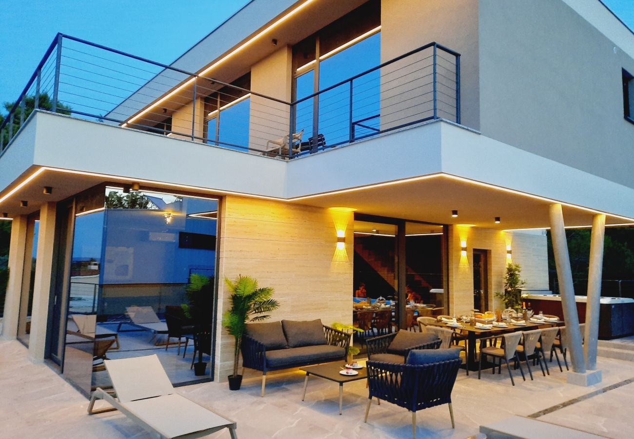 Villa in Ždrelac - Deluxe Villa Supreme Pašman mit beheiztem Pool