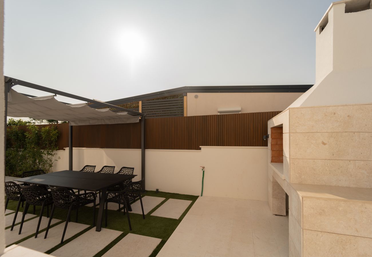 Villa in Turanj - Meerblick Villa Turnea