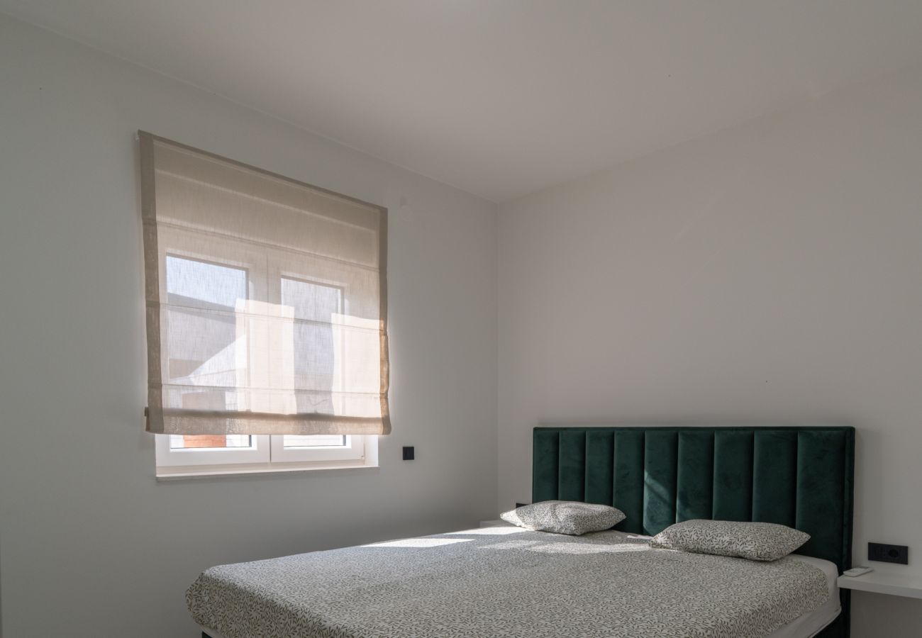 Villa in Turanj - Meerblick Villa Turnea