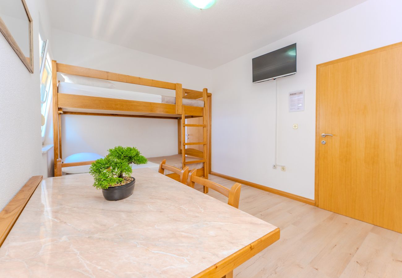 Ferienwohnung in Vir - Apartment Lavaran 3