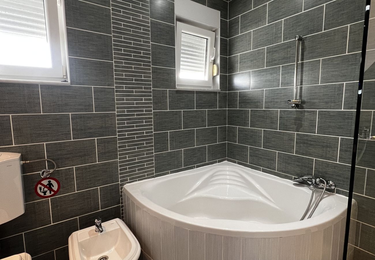 Ferienwohnung in Vir - Apartment Lavaran 6