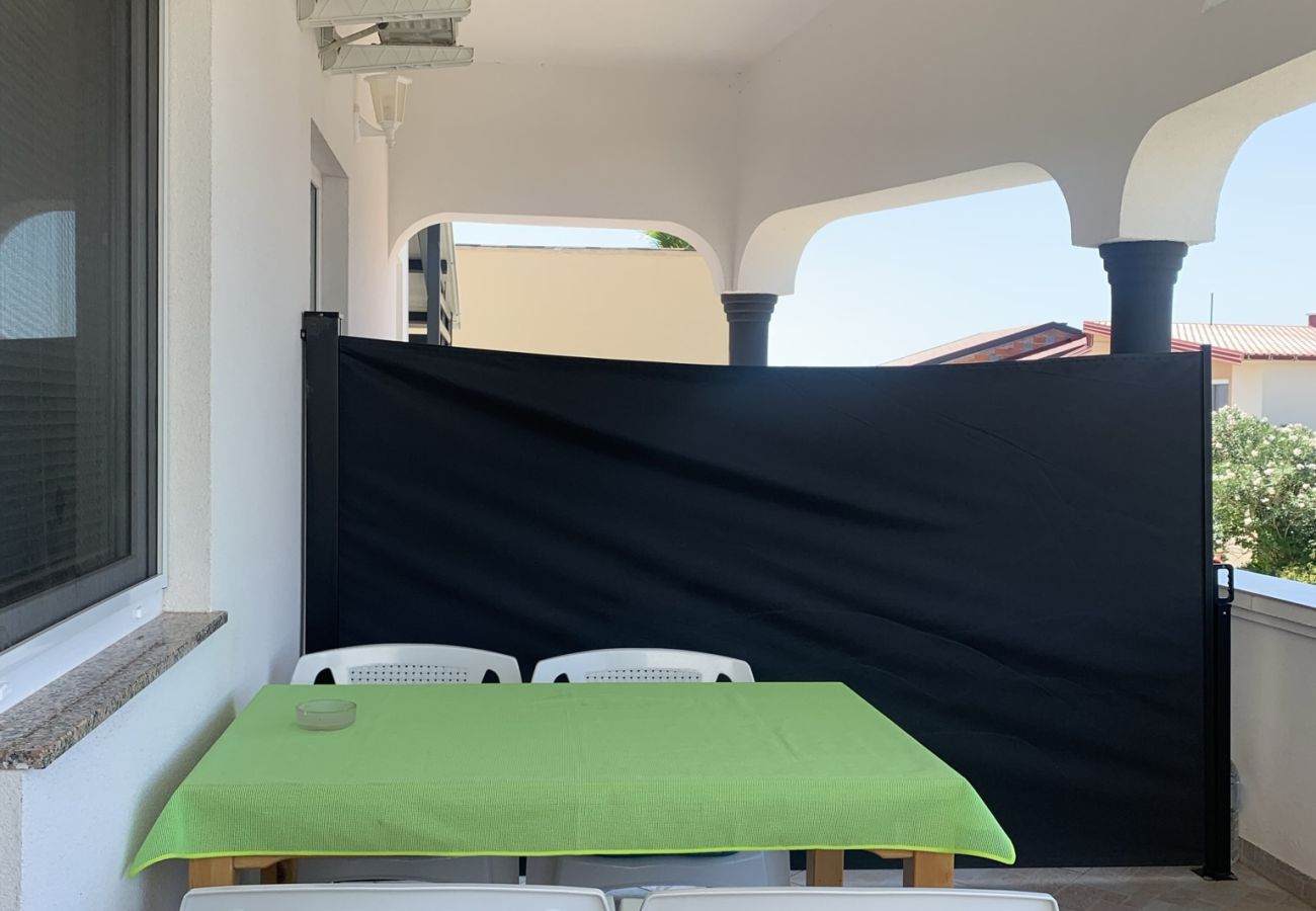 Ferienwohnung in Vir - Apartment Vir 5