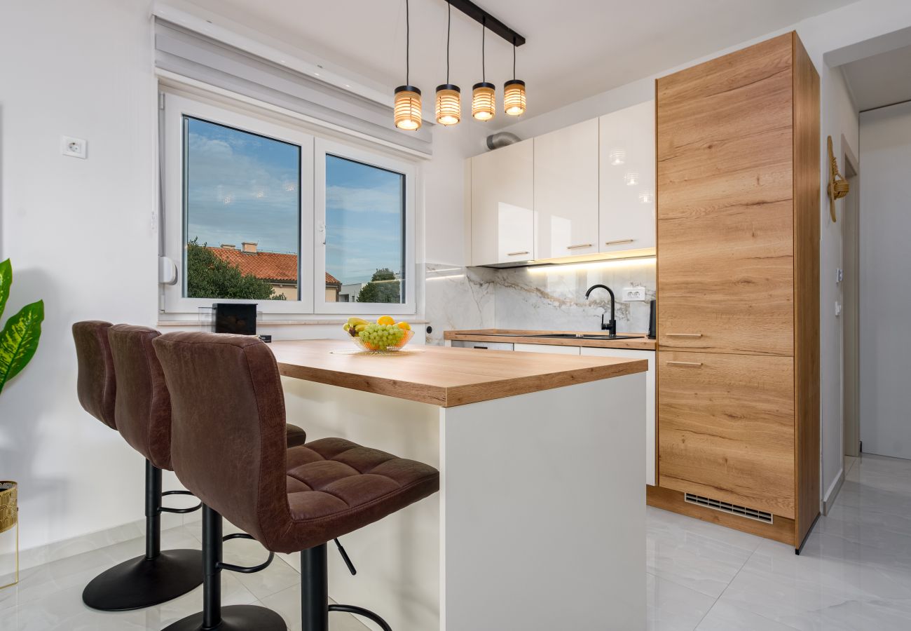 Ferienwohnung in Zadar - Deluxe-Apartment Anelle mit Whirlpool