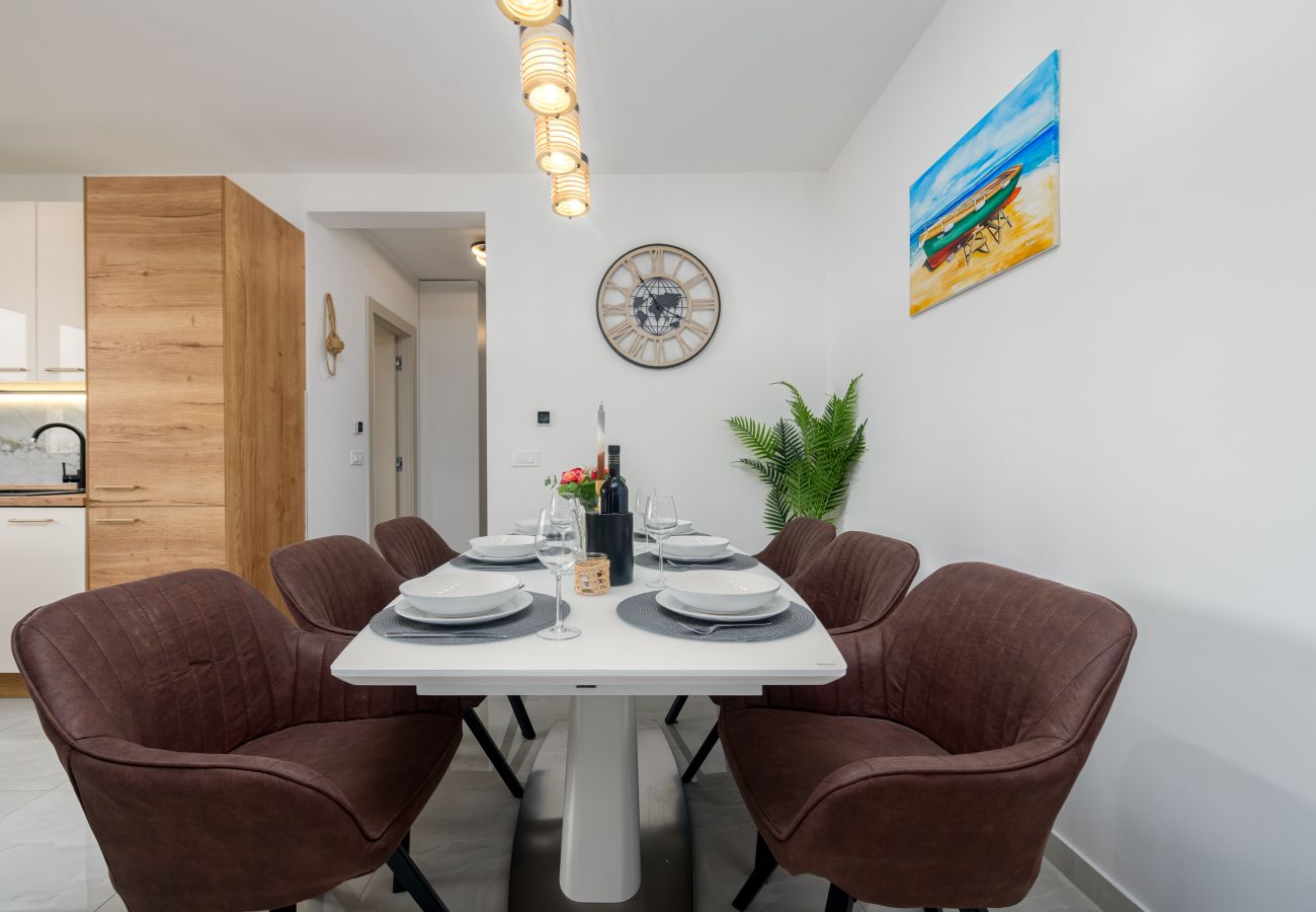 Ferienwohnung in Zadar - Deluxe-Apartment Anelle mit Whirlpool