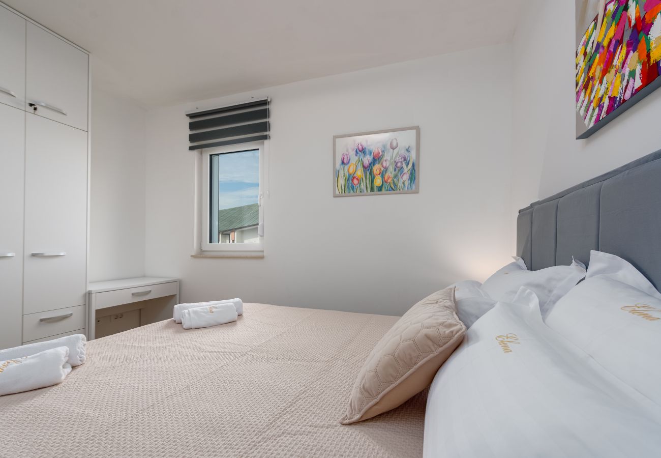 Ferienwohnung in Zadar - Deluxe-Apartment Anelle mit Whirlpool