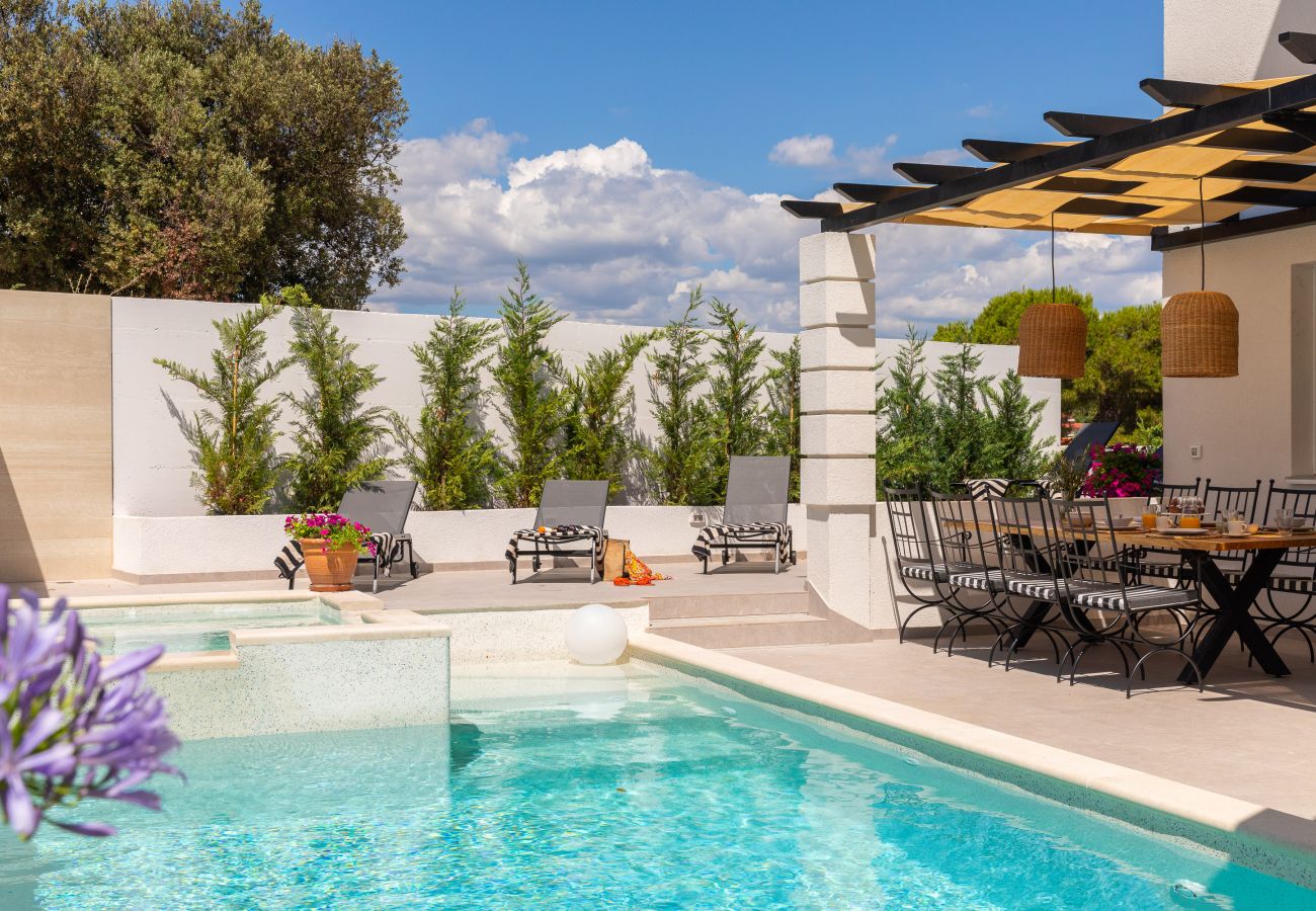 Villa in Ražanj - Villa Verde Ražanj mit beheiztem Pool