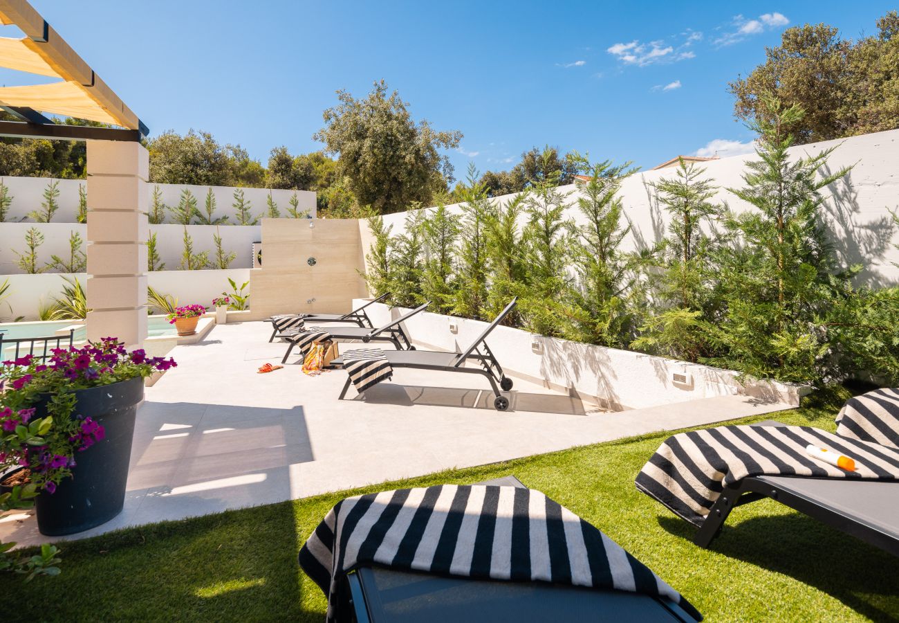 Villa in Ražanj - Villa Verde Ražanj mit beheiztem Pool