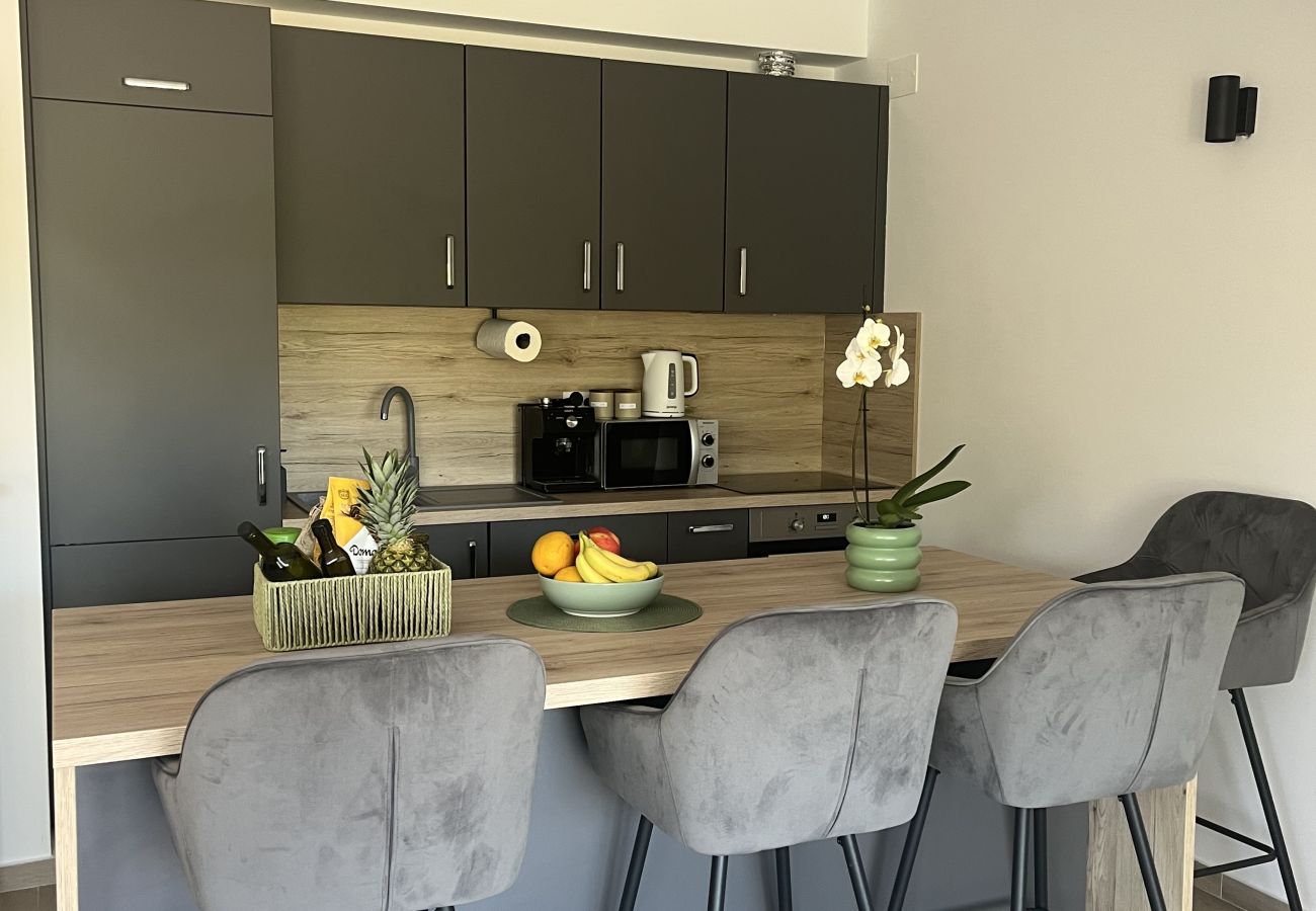 Ferienwohnung in Zaton - Apartment Mariner 1 mit beheiztem Pool