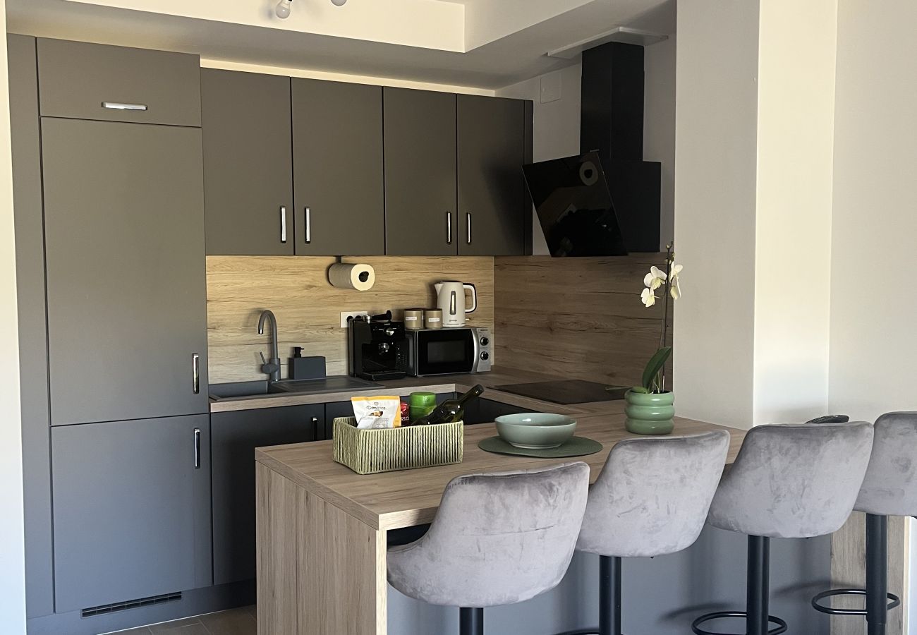 Ferienwohnung in Zaton - Apartment Mariner 2 mit beheiztem Pool