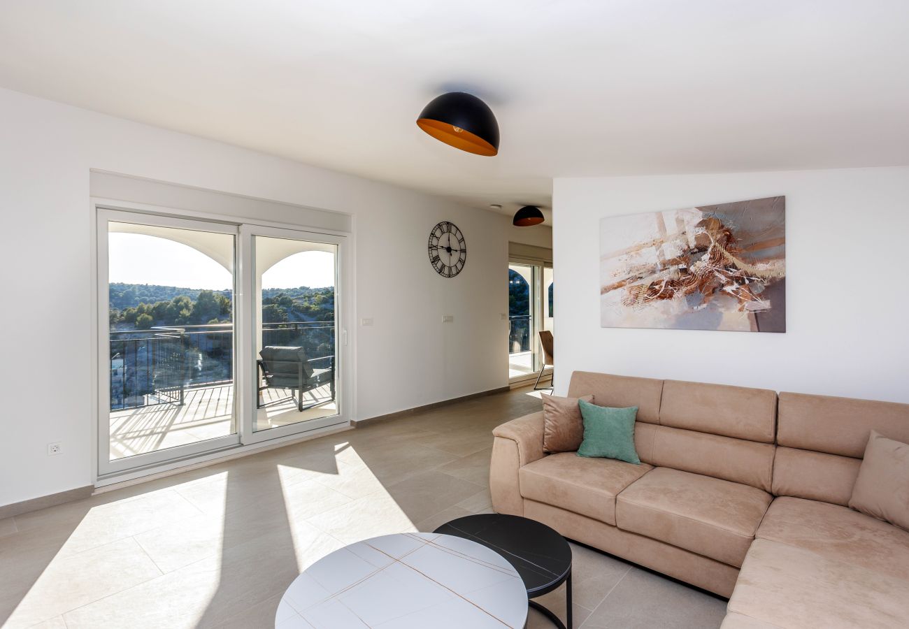 Villa in Sevid - Villa La Fortezza with sea view