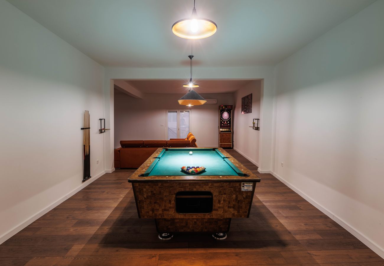 Villa in Sevid - Villa La Fortezza with sea view