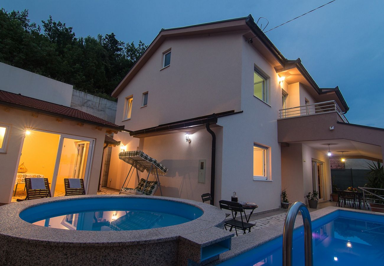 Ferienhaus in Vrgorac - Ferienhaus Vele mit Pool