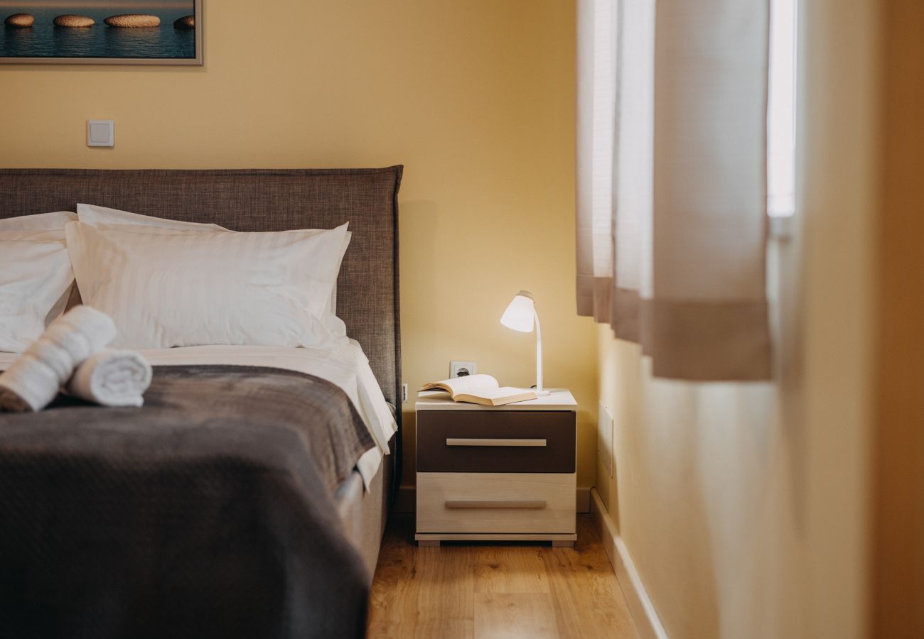 Ferienhaus in Galižana - Ferienhaus Fulia mit Pool