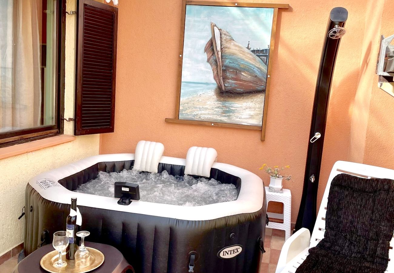 Ferienhaus in Vrgorac - Ferienhaus Rocca mit Pool