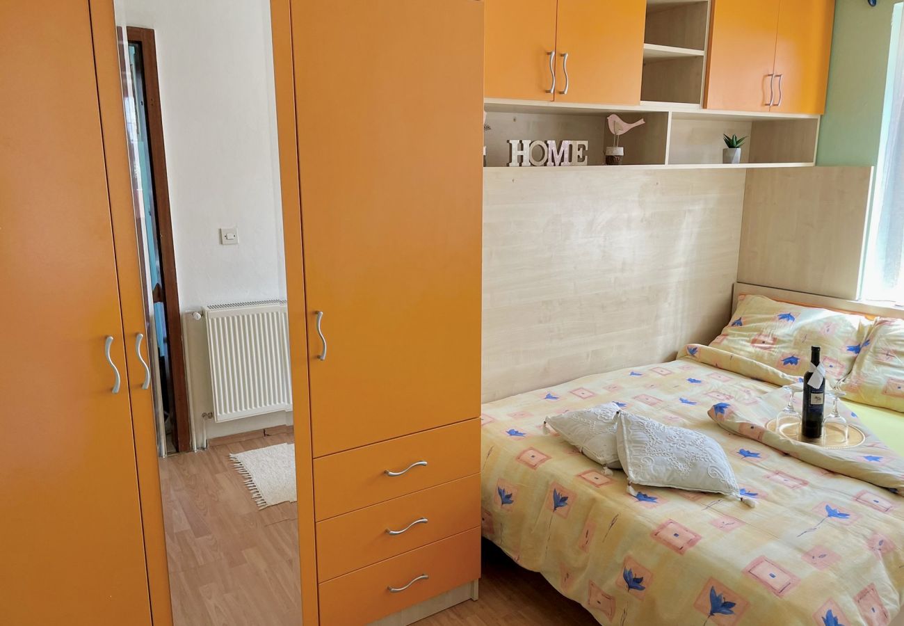 Ferienhaus in Vrgorac - Ferienhaus Rocca mit Pool