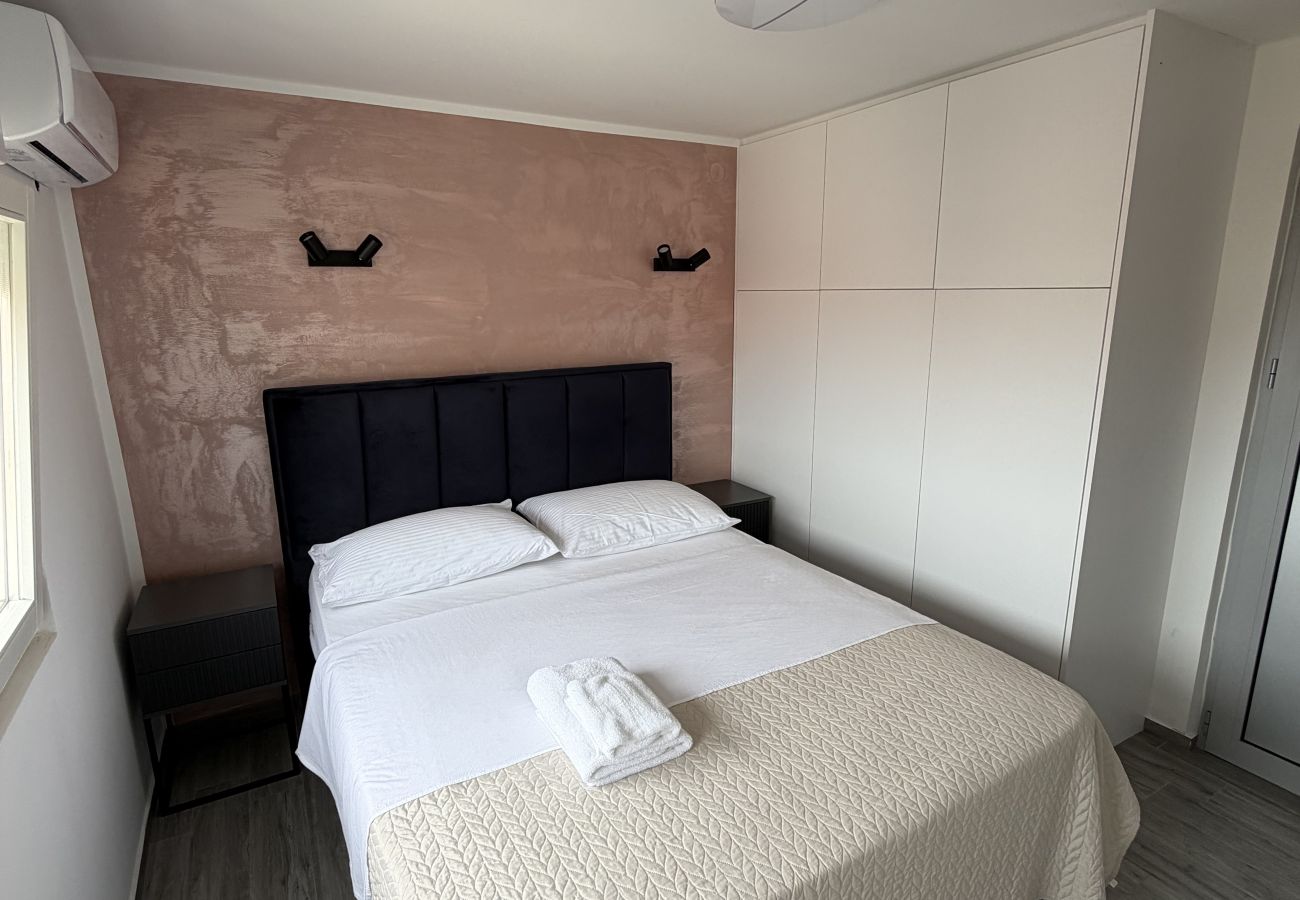 Studio in Sukošan - Mediterraneo Zimmer S1