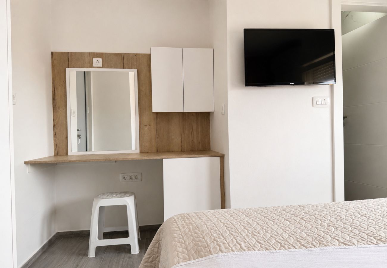 Studio in Sukošan - Mediterraneo Zimmer S1