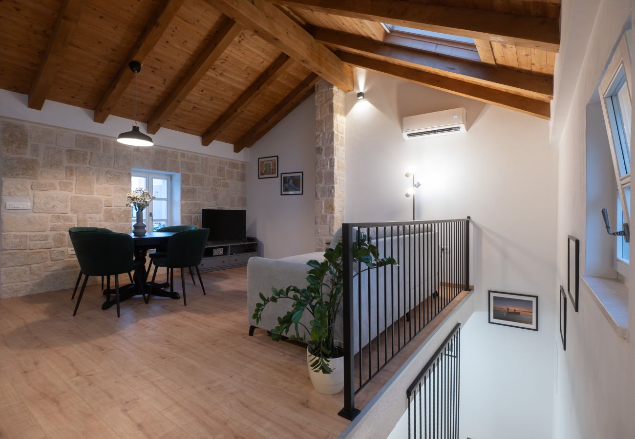 Ferienhaus in Vir - Heritage Home Vila Malena