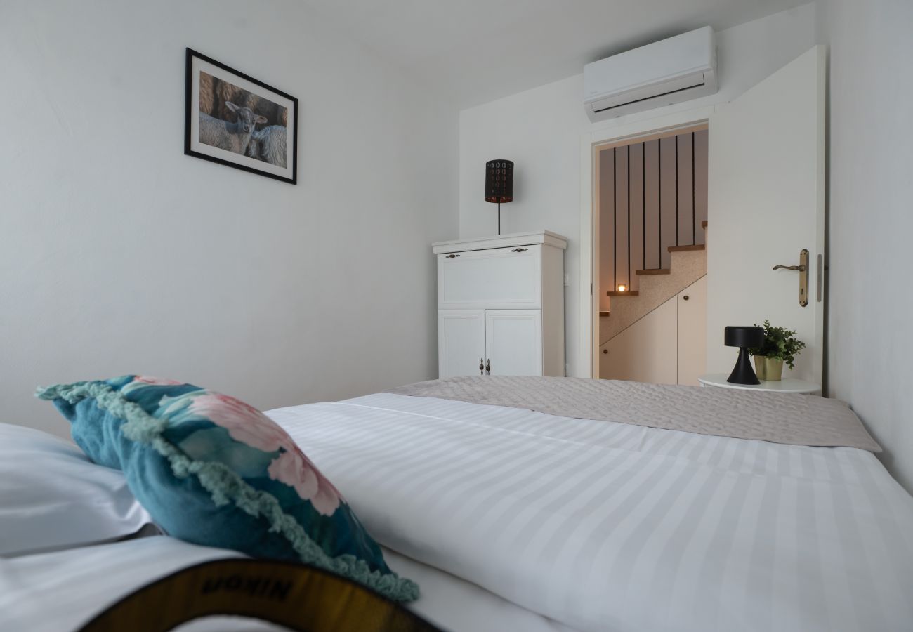 Ferienhaus in Vir - Heritage Home Vila Malena