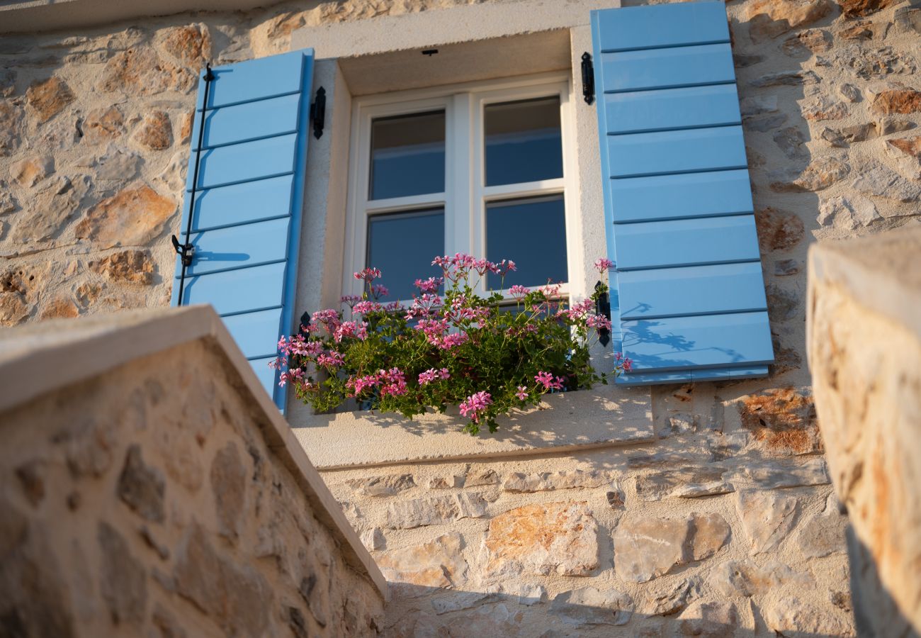 Ferienhaus in Vir - Heritage Home Vila Malena