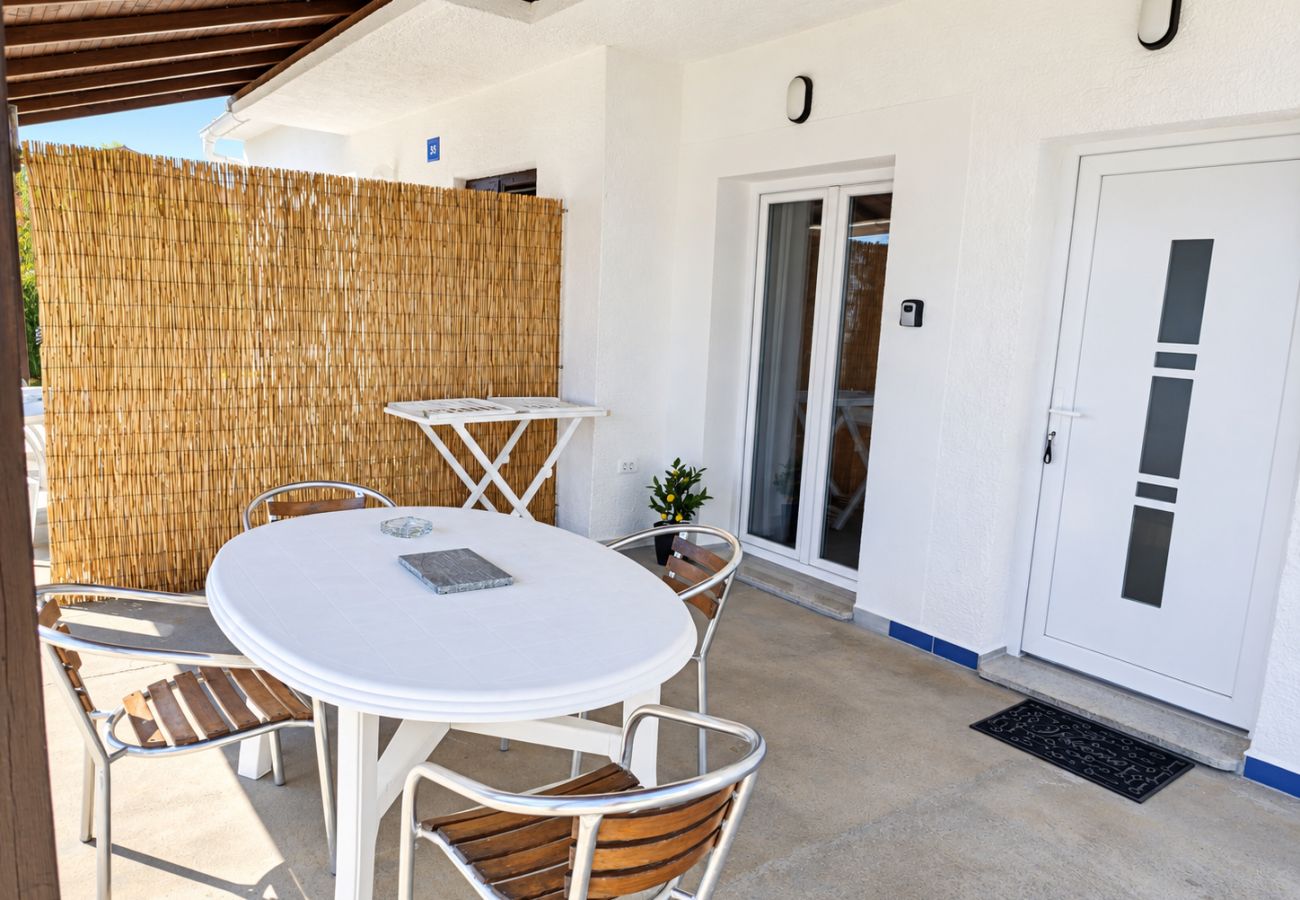 Ferienwohnung in Vir - Apartment Sanja Vir