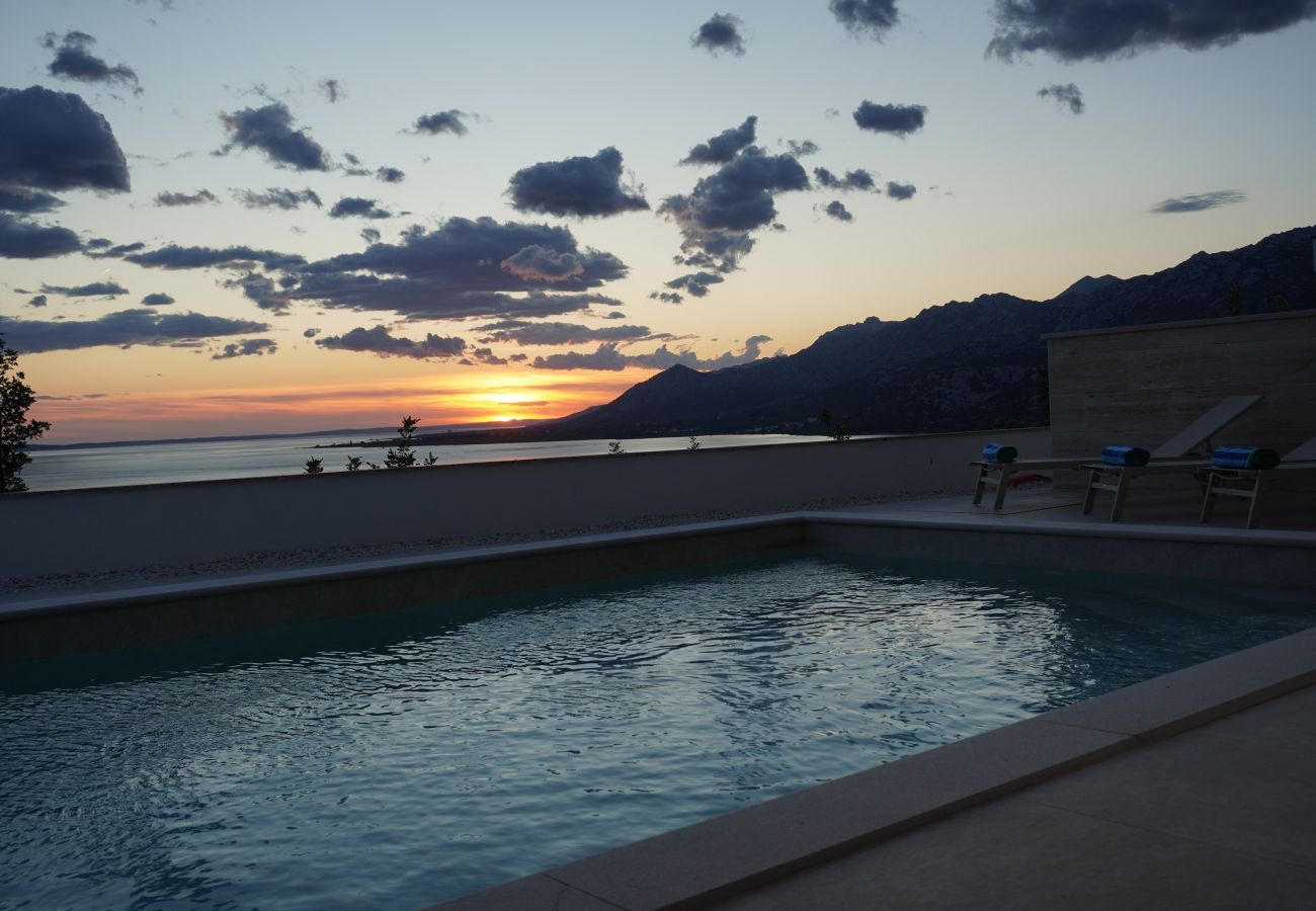 Villa in Rovanjska - Villa Bella Vista mit beheiztem pool