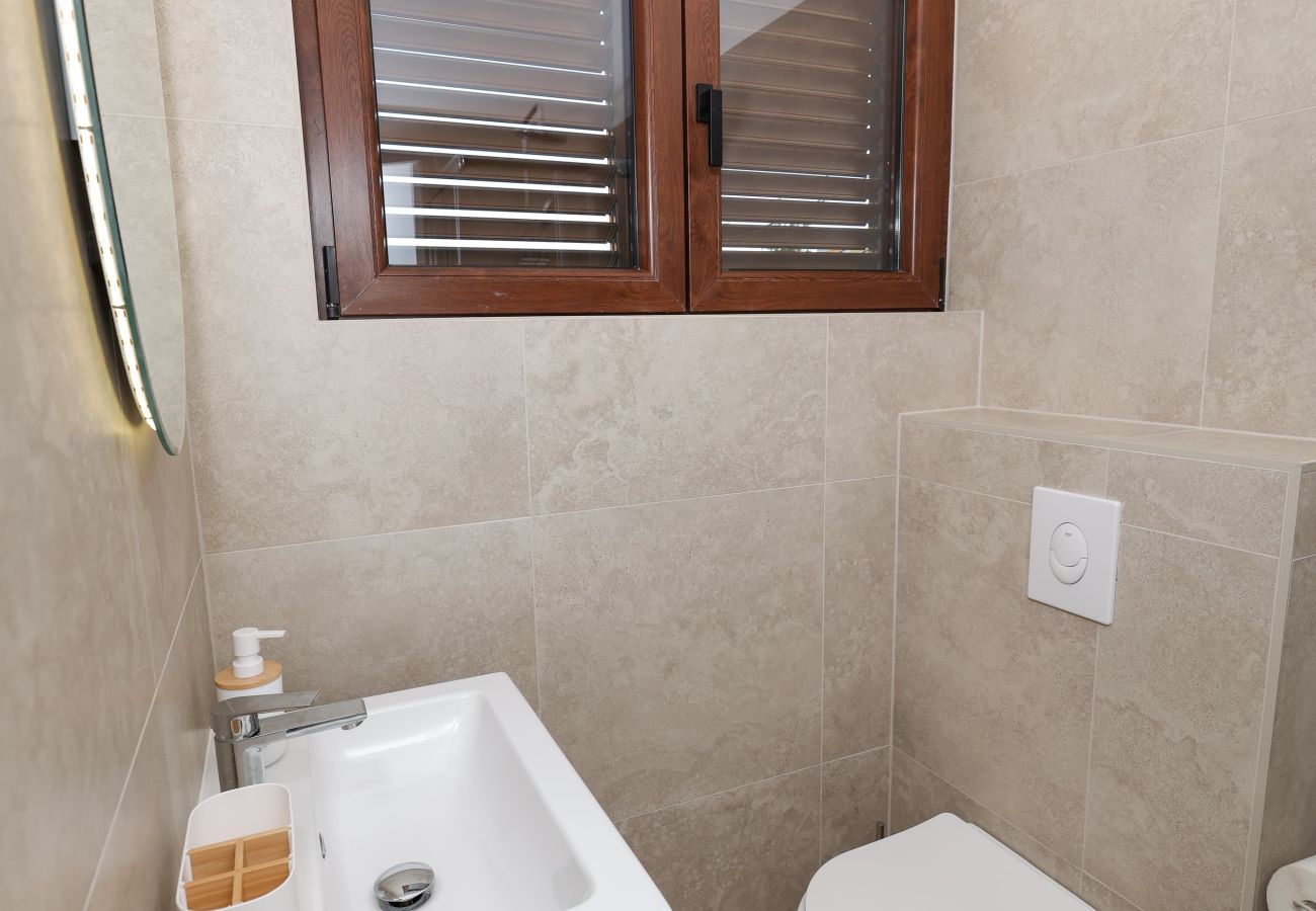 Studio in Sukošan - Studio-Apartment Gabriella