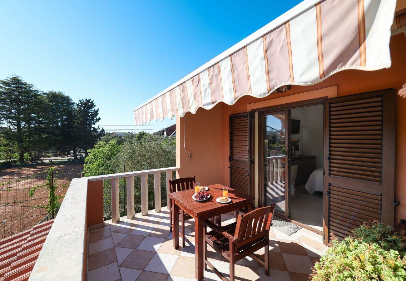 Studio in Sukošan - Studio-Apartment Gabriella