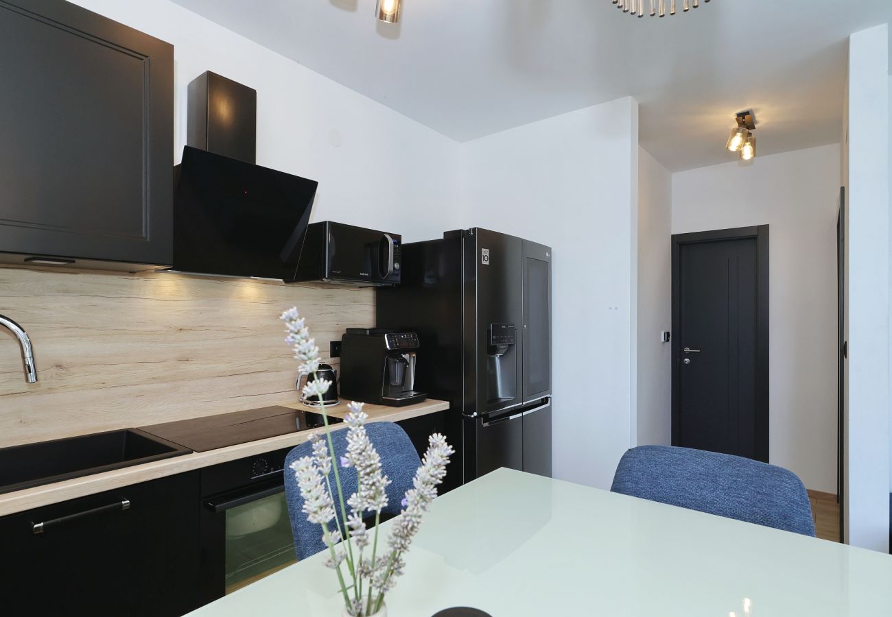 Villa in Sukošan - Beachfront Almare Retreat
