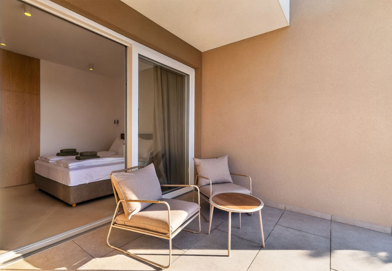 Villa in Košljun - Villa Salis mit beheiztem Pool und Meerblick