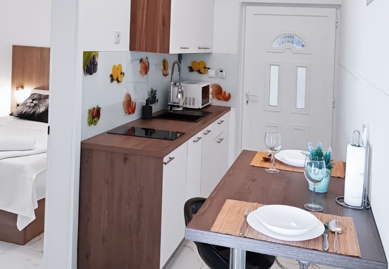 Ferienwohnung in Novalja - Superior Aurea apartment with heated pool 1