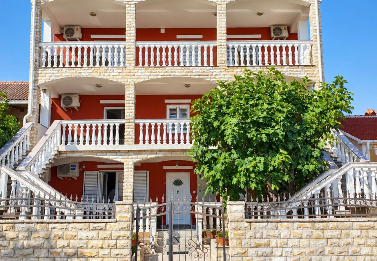 Apartment in Povljana - Beautiful Apartment Bodulo 2