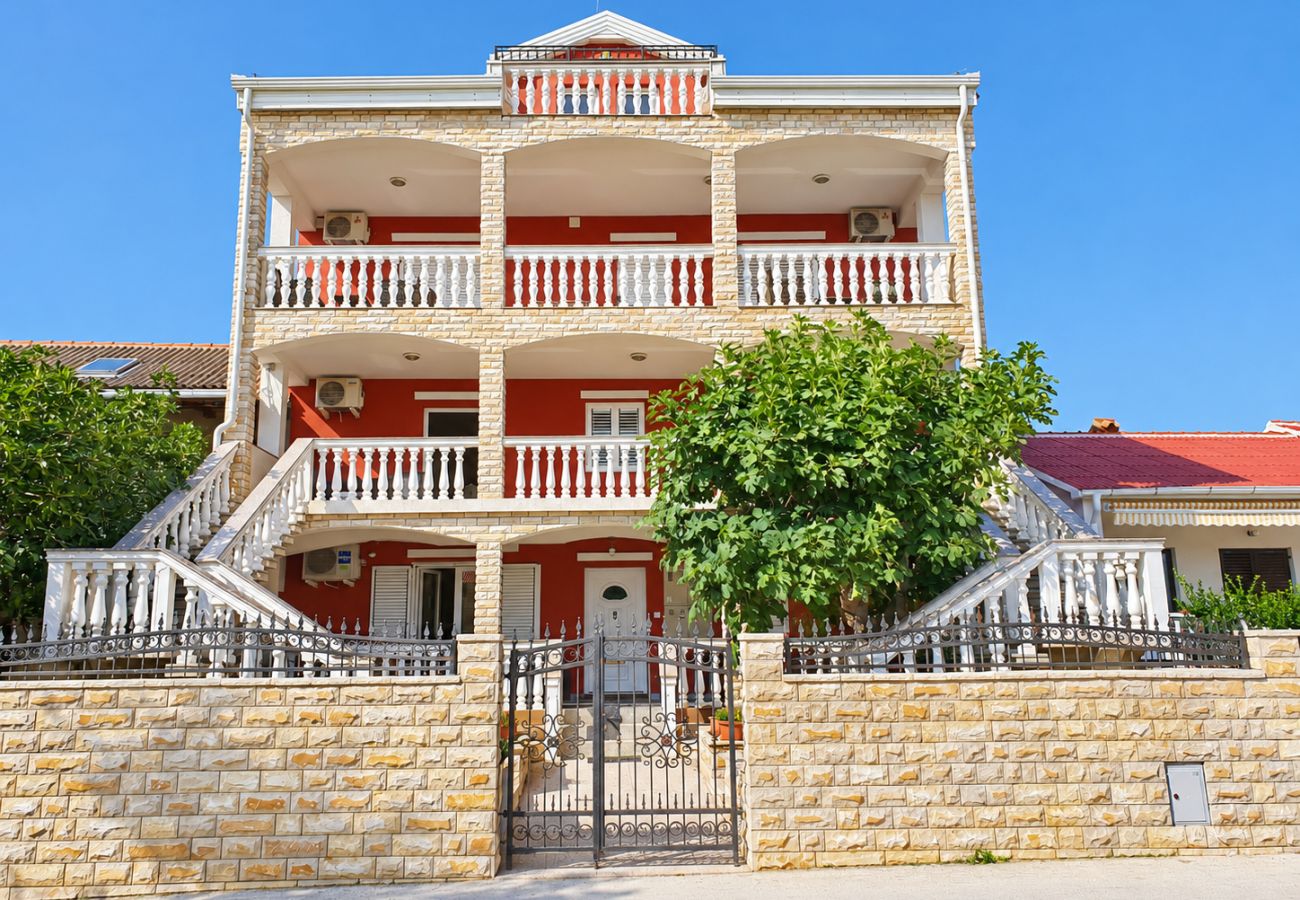 Apartment in Povljana - Beautiful Apartment Bodulo 2