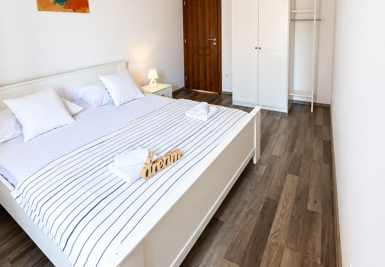 Apartment in Povljana - Beautiful Apartment Bodulo 3