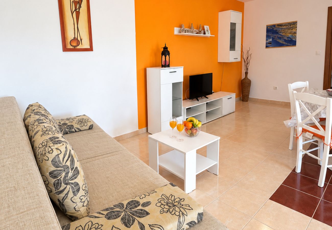 Apartment in Povljana - Beautiful Apartment Bodulo 3